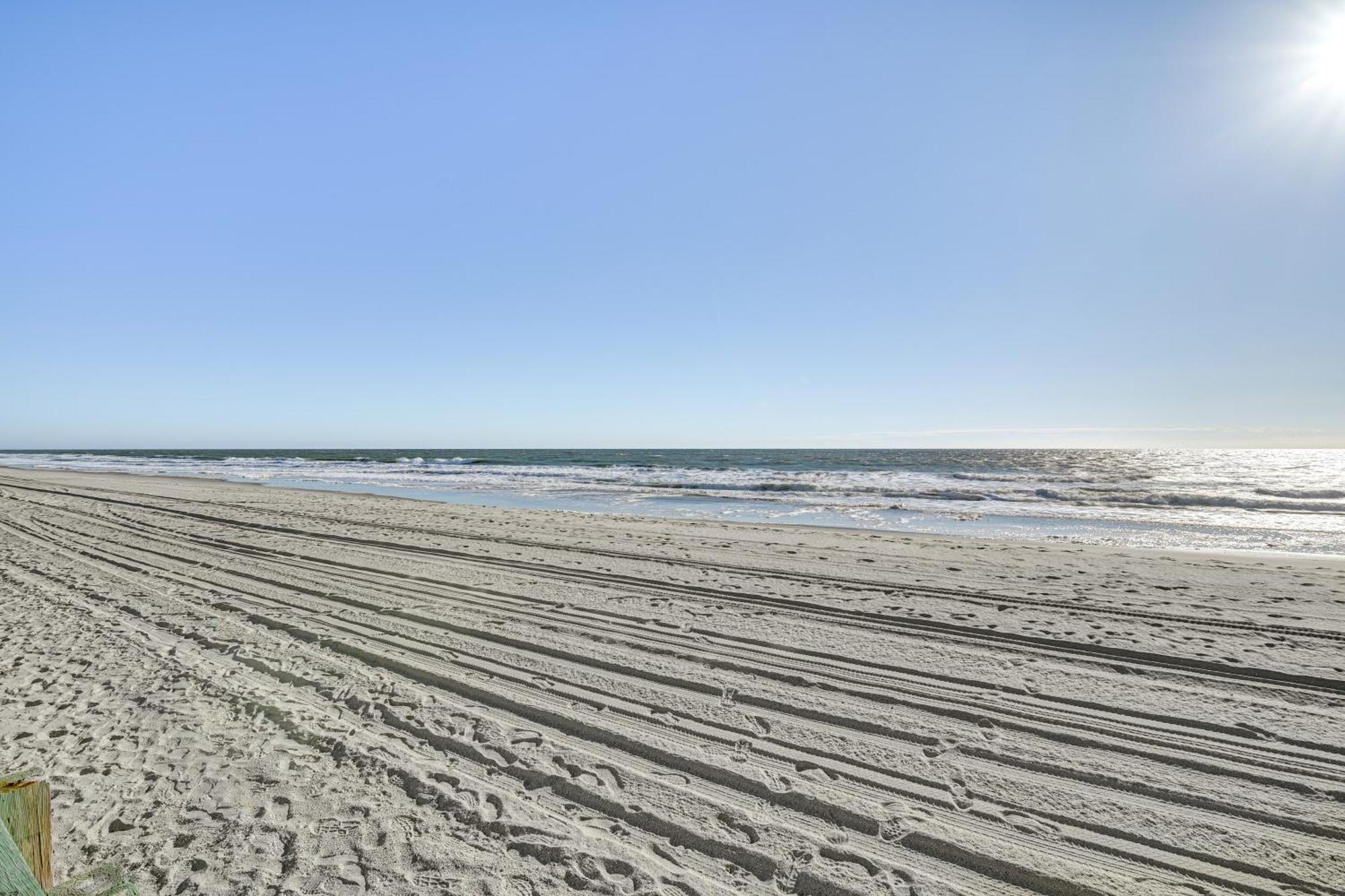 Cozy Beachfront Condo With Wifi, Views And Pool Access Myrtle Beach Exterior photo